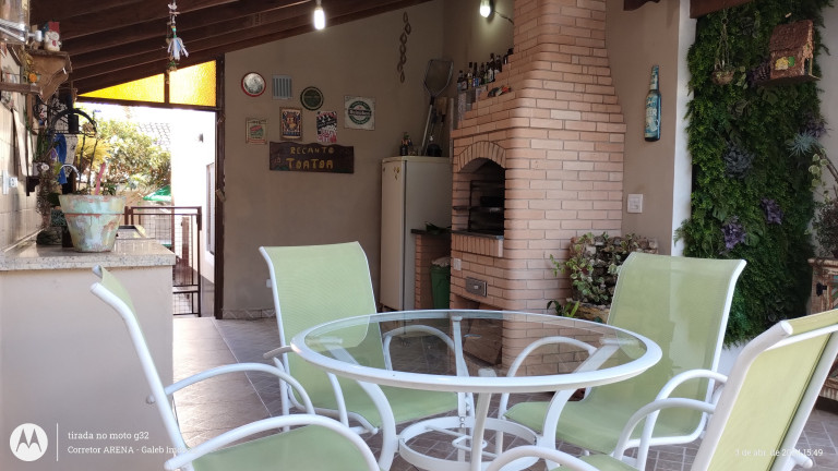 Imagem Casa com 3 Quartos à Venda, 255 m² em Jardim Maristela - Atibaia Imagem Casa com 3 Quartos à Venda, 255 m² em Jardim Maristela - Atibaia