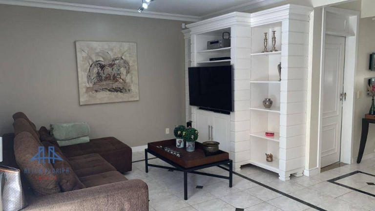Imagem Casa com 3 Quartos à Venda, 376 m² em Córrego Grande - Florianópolis Imagem Casa com 3 Quartos à Venda, 376 m² em Córrego Grande - Florianópolis