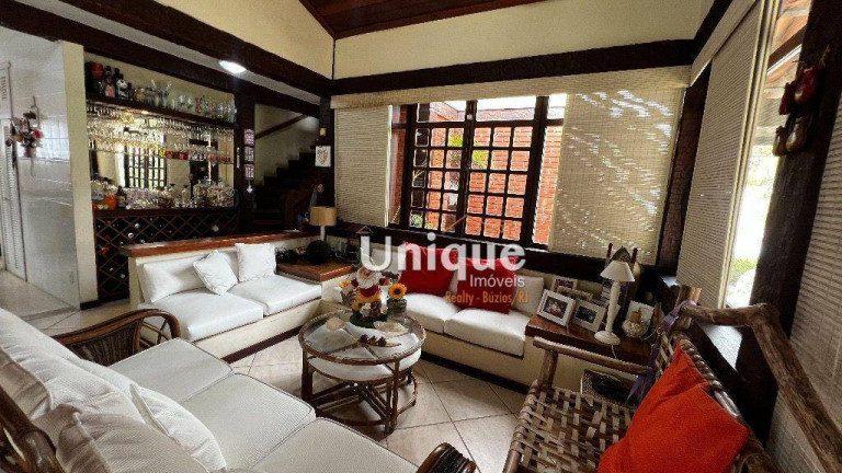 Imagem Casa com 7 Quartos à Venda, 300 m² em Manguinhos - Armação Dos Búzios