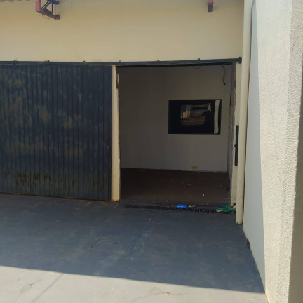 Imagem Casa com 3 Quartos para Alugar, 300 m² em Centauro - Arapongas Imagem Casa com 3 Quartos para Alugar, 300 m² em Centauro - Arapongas