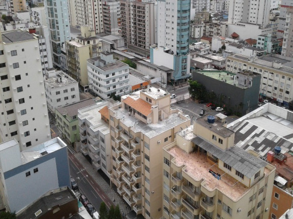Imagem Apartamento com 2 Quartos para Alugar, 68 m² em Centro - Balneario Camboriu