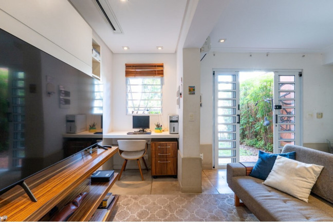 Imagem Casa com 2 Quartos à Venda, 100 m² em Campo Belo - São Paulo Imagem Casa com 2 Quartos à Venda, 100 m² em Campo Belo - São Paulo