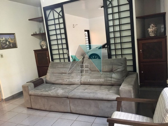 Imagem Casa com 5 Quartos à Venda, 190 m² em Condomínio Itamaraty - Ribeirão Preto Imagem Casa com 5 Quartos à Venda, 190 m² em Condomínio Itamaraty - Ribeirão Preto