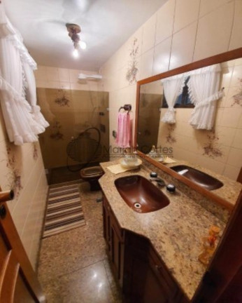 Imagem Imóvel com 3 Quartos à Venda, 180 m² em Icaraí - Niterói Imagem Imóvel com 3 Quartos à Venda, 180 m² em Icaraí - Niterói