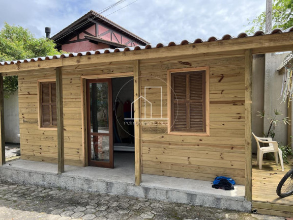Imagem Casa com 5 Quartos à Venda, 281 m² em São João Do Rio Vermelho - Florianópolis