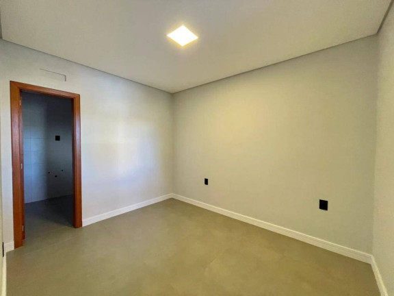 Imagem Casa com 3 Quartos à Venda, em Atlântida Sul - Osório Imagem Casa com 3 Quartos à Venda, em Atlântida Sul - Osório