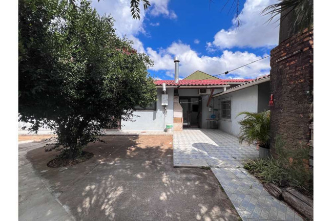 Imagem Casa com 4 Quartos à Venda,  em Igara - Canoas