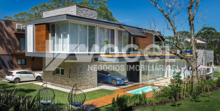 Imagem Casa com 3 Quartos à Venda, 832 m² em Bairro Não Informado - Gramado Imagem Casa com 3 Quartos à Venda, 832 m² em Bairro Não Informado - Gramado