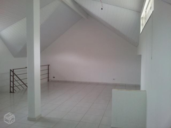 Imagem Sobrado com 3 Quartos à Venda, 180 m² em Santa Candida - Curitiba