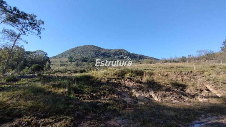 Imóvel à Venda, 1.560 m² em Silveira Martins - Silveira Martins