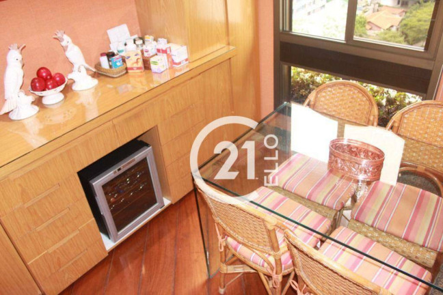 Imagem Apartamento com 2 Quartos à Venda, 298 m² em Vila Nova Conceição - São Paulo Imagem Apartamento com 2 Quartos à Venda, 298 m² em Vila Nova Conceição - São Paulo