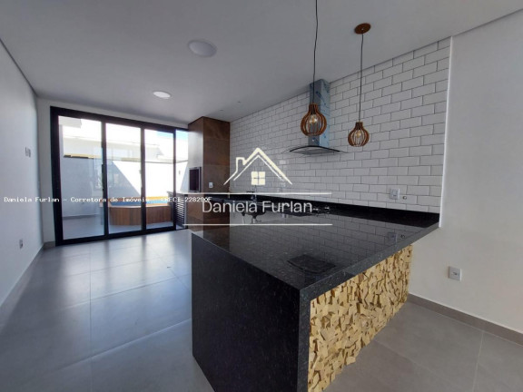 Imagem Casa de Condomínio com 3 Quartos à Venda, 110 m² em Condomínio Terras De São Francisco - Sorocaba Imagem Casa de Condomínio com 3 Quartos à Venda, 110 m² em Condomínio Terras De São Francisco - Sorocaba