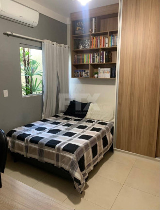 Imagem Casa com 3 Quartos à Venda, 170 m² em Vila Sobrinho - Campo Grande