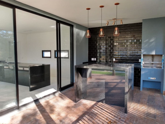 Imagem Casa com 4 Quartos à Venda, 358 m² em Tapanhão - Jambeiro Imagem Casa com 4 Quartos à Venda, 358 m² em Tapanhão - Jambeiro