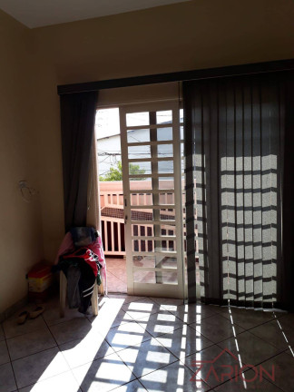 Imagem Sobrado com 3 Quartos à Venda, 225 m² em Esplanada Independência - Taubaté Imagem Sobrado com 3 Quartos à Venda, 225 m² em Esplanada Independência - Taubaté