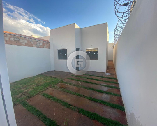 Casa com 2 Quartos à Venda,  em Independência - Montes Claros
