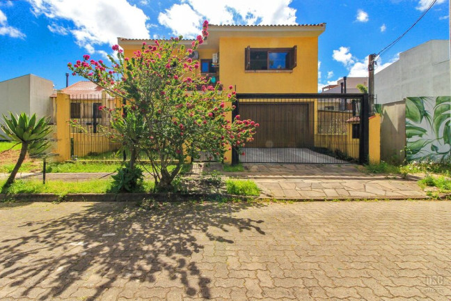 Imagem Casa com 3 Quartos à Venda, 197 m² em Hípica - Porto Alegre