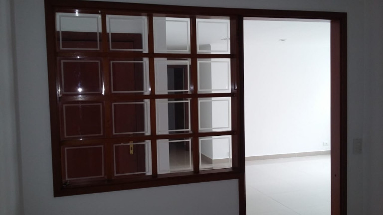 Imagem Imóvel com 3 Quartos à Venda, 101 m² em Vila Uberabinha - São Paulo