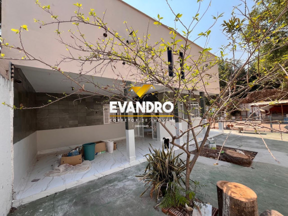 Imagem Casa com 3 Quartos à Venda, 720 m² em Santa Cruz - Cuiabá Imagem Casa com 3 Quartos à Venda, 720 m² em Santa Cruz - Cuiabá