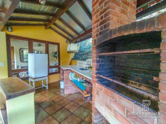 Imagem Casa com 4 Quartos à Venda, 330 m² em Albuquerque - Teresópolis