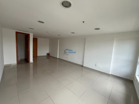 Sala Comercial à Venda, 32 m² em Asa Norte - Brasília