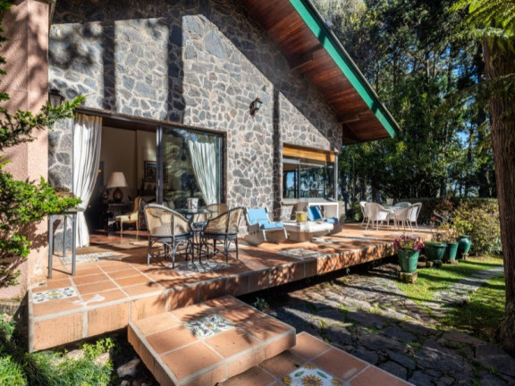 Imagem Casa com 6 Quartos à Venda, 977 m² em Toriba - Campos Do Jordão