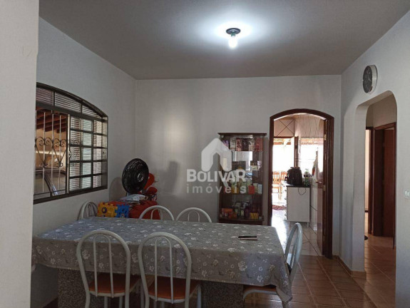 Imagem Casa com 3 Quartos à Venda, 200 m² em Setor Afonso Pena - Itumbiara