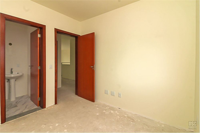 Imagem Casa com 3 Quartos à Venda,  em Hípica - Porto Alegre