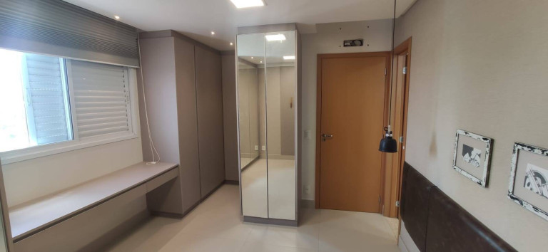 Imagem Apartamento com 3 Quartos à Venda, 98 m² em Vila Santa Isabel - Anápolis