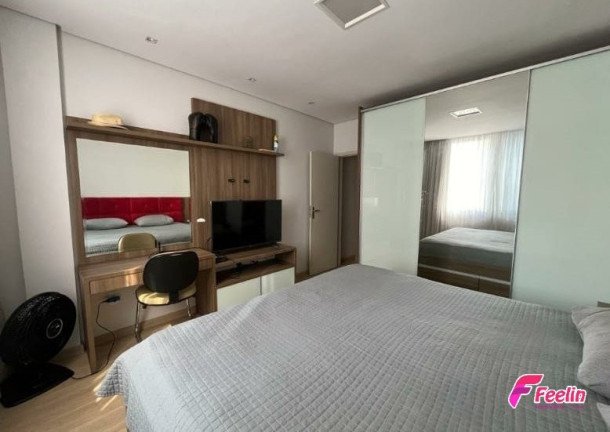Imagem Apartamento com 3 Quartos à Venda, 110 m² em Centro - Florianópolis Imagem Apartamento com 3 Quartos à Venda, 110 m² em Centro - Florianópolis
