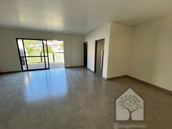 Imagem Casa com 3 Quartos à Venda, 200 m² em Córrego Grande - Florianópolis Imagem Casa com 3 Quartos à Venda, 200 m² em Córrego Grande - Florianópolis