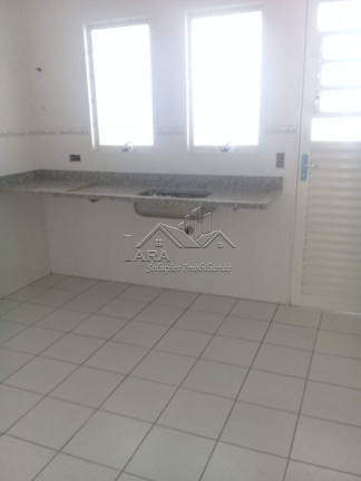 Imagem Sobrado com 3 Quartos à Venda, em Itaquera - São Paulo Imagem Sobrado com 3 Quartos à Venda, em Itaquera - São Paulo
