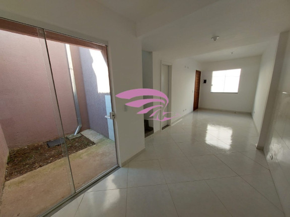 Imagem Casa com 2 Quartos à Venda, 70 m² em Campo De Santana - Curitiba Imagem Casa com 2 Quartos à Venda, 70 m² em Campo De Santana - Curitiba