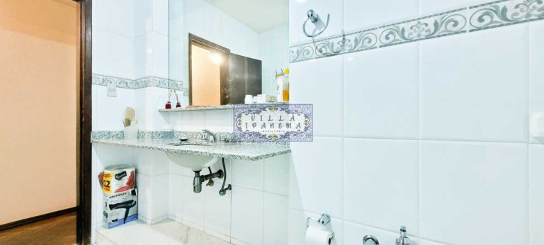 Imagem Apartamento com 3 Quartos à Venda, 130 m² em Tijuca - Rio De Janeiro Imagem Apartamento com 3 Quartos à Venda, 130 m² em Tijuca - Rio De Janeiro
