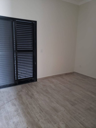 Imagem Casa de Condomínio com 3 Quartos à Venda, 220 m² em Brigadeiro Tobias - Sorocaba Imagem Casa de Condomínio com 3 Quartos à Venda, 220 m² em Brigadeiro Tobias - Sorocaba
