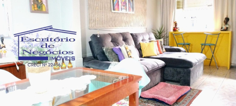 Imagem Casa com 3 Quartos à Venda, 204 m² em Vila Nova - Porto Alegre Imagem Casa com 3 Quartos à Venda, 204 m² em Vila Nova - Porto Alegre