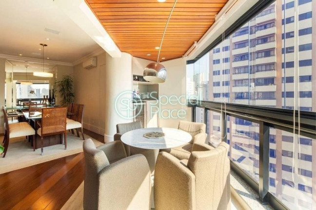 Imagem Apartamento com 3 Quartos à Venda, 300 m² em Moema Pássaros - São Paulo Imagem Apartamento com 3 Quartos à Venda, 300 m² em Moema Pássaros - São Paulo
