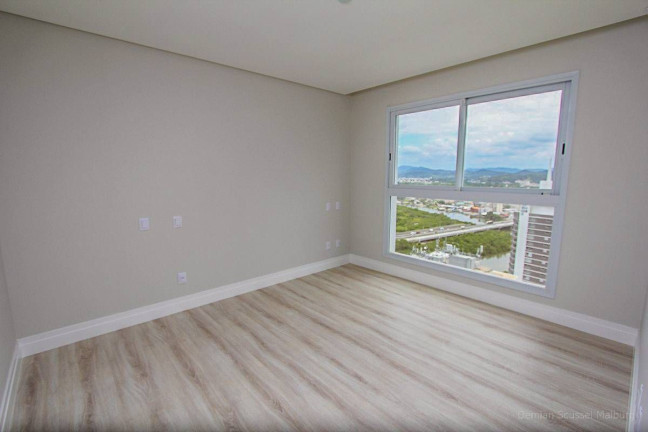 Imagem Apartamento com 4 Quartos à Venda, 300 m² em Centro - Balneário Camboriú Imagem Apartamento com 4 Quartos à Venda, 300 m² em Centro - Balneário Camboriú