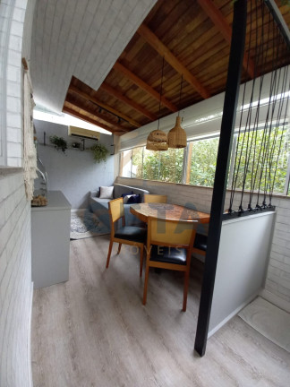 Imagem Casa com 2 Quartos à Venda, 46 m² em Lídia Duarte - Camboriú