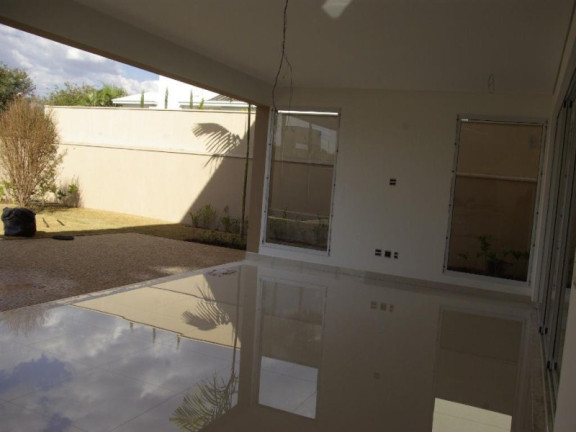 Imagem Sobrado com 5 Quartos à Venda, 760 m² em Condomínio Ipê Amarelo - Ribeirão Preto Imagem Sobrado com 5 Quartos à Venda, 760 m² em Condomínio Ipê Amarelo - Ribeirão Preto