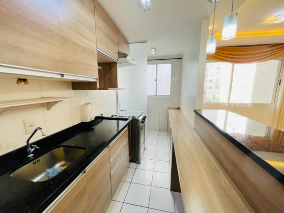 Imagem Imóvel com 3 Quartos à Venda,  em Vila Ipiranga - Porto Alegre