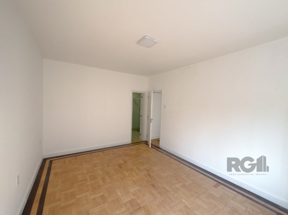 Imagem Apartamento com 3 Quartos à Venda, 145 m² em Santana - Porto Alegre Imagem Apartamento com 3 Quartos à Venda, 145 m² em Santana - Porto Alegre