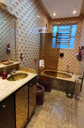 Imagem Casa com 3 Quartos à Venda, 896 m² em Nossa Senhora De Lourdes - Santa Maria Imagem Casa com 3 Quartos à Venda, 896 m² em Nossa Senhora De Lourdes - Santa Maria