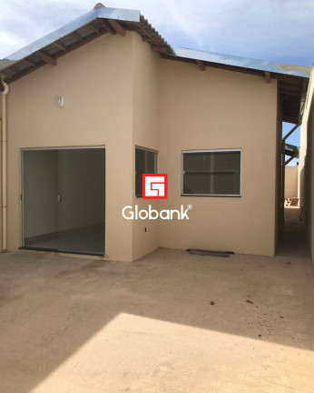 Casa com 3 Quartos à Venda, 73 m² em Jardim Primavera - Montes Claros