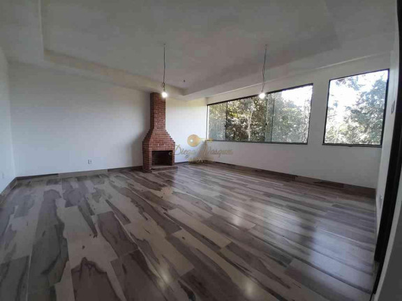 Imagem Casa com 4 Quartos à Venda, 2.400 m² em Três Córregos - Teresópolis