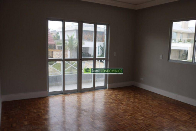 Imagem Casa com 6 Quartos à Venda, 435 m² em Uberaba - Curitiba Imagem Casa com 6 Quartos à Venda, 435 m² em Uberaba - Curitiba