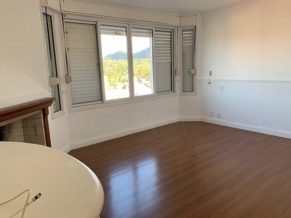 Imagem Casa com 5 Quartos à Venda, em Lagoa Da Conceição - Florianópolis Imagem Casa com 5 Quartos à Venda, em Lagoa Da Conceição - Florianópolis