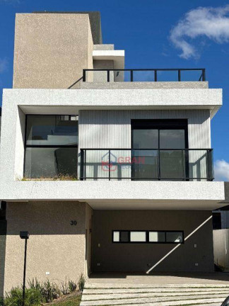 Casa com 3 Quartos à Venda, 247 m² em Santa Felicidade - Curitiba