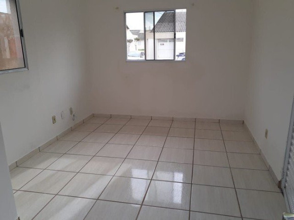 Imagem Casa com 2 Quartos à Venda, 48 m² em Jardim Aeroporto - Guaratinguetá