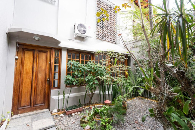 Casa com 3 Quartos à Venda, 200 m² em Jardim Prudência - São Paulo